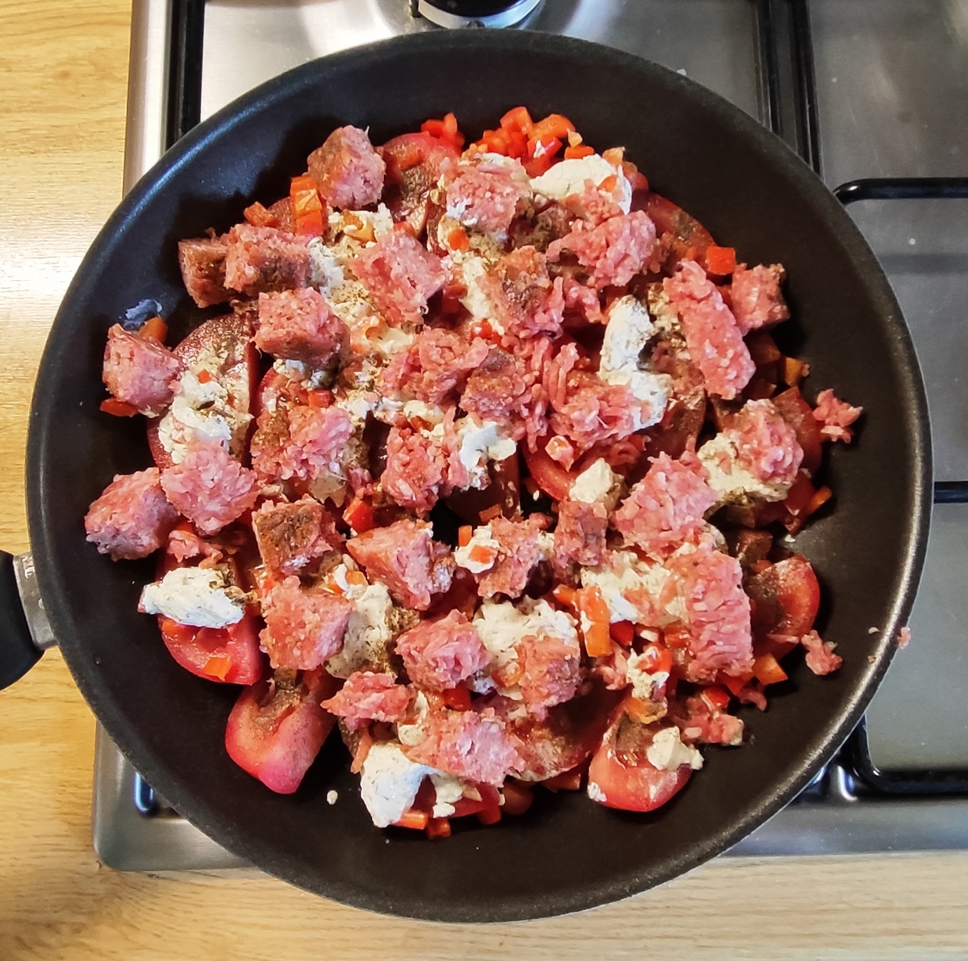 Hackfleisch verteilen