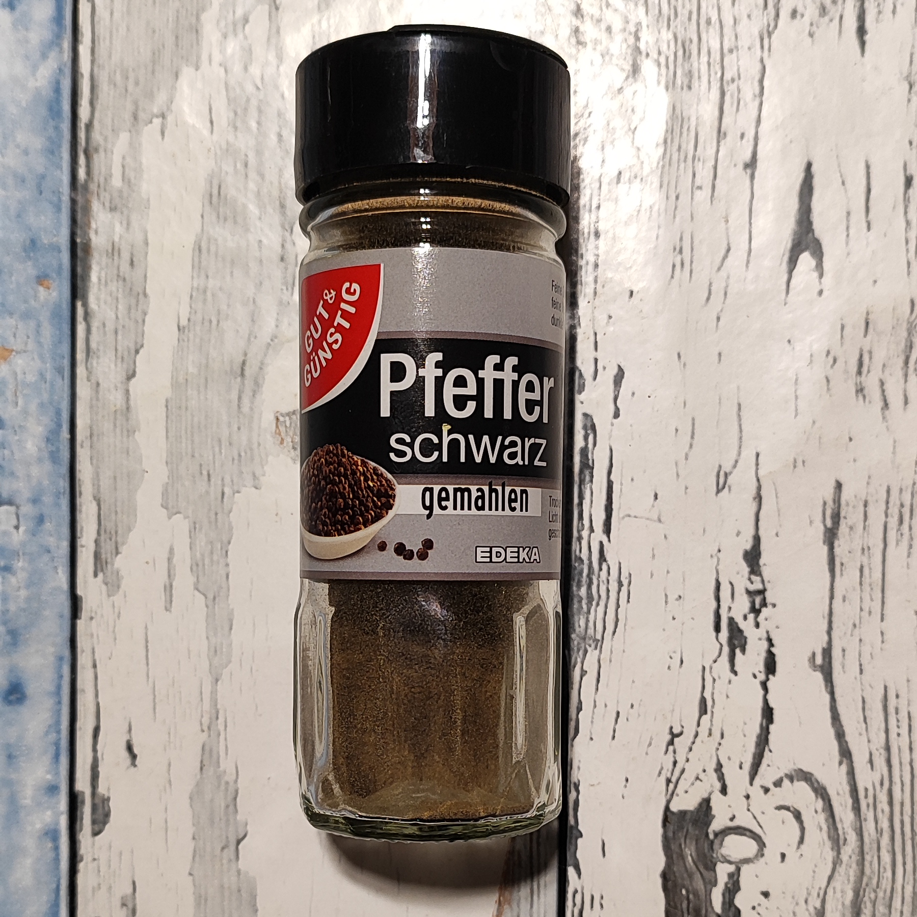 schwarzer Pfeffer